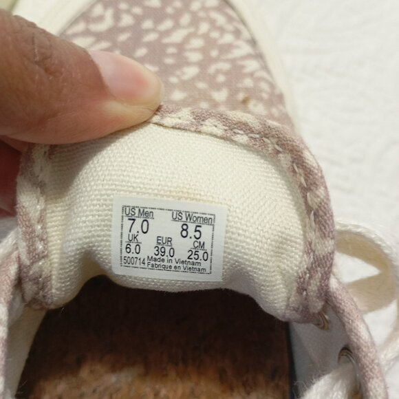 Vans Sneakers Animal Print Canvas Lace-Up Casual 8.5 Womens Sz 7 Mens - Picture 9 of 10
